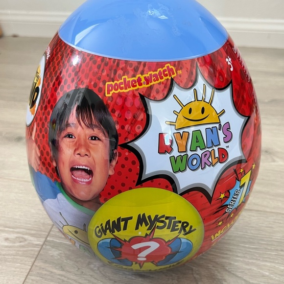RYAN'S WORLD Giant Egg – Series 7 - Picture 1 of 2